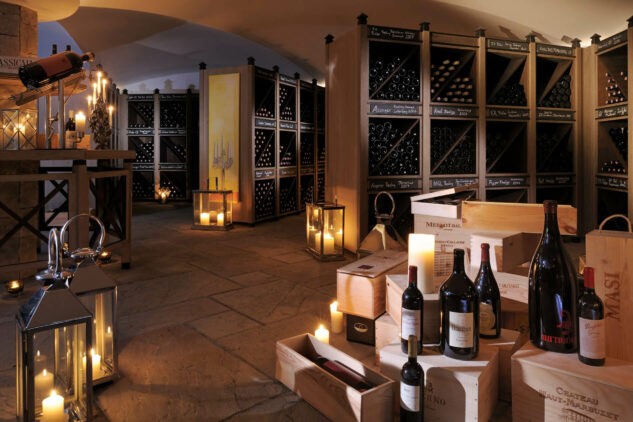 hotel-arlberg-winery-wine-room